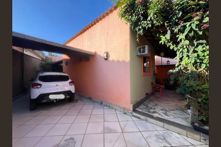 Casa à venda com 180m², 3 quartos e 10 vagas
