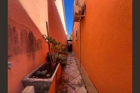 Casa à venda com 180m², 3 quartos e 10 vagas