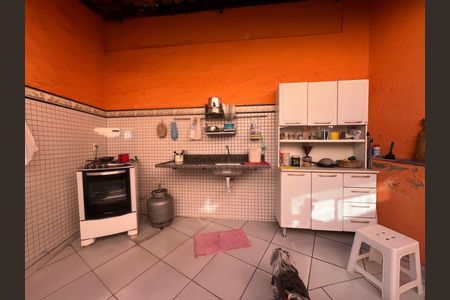 Casa à venda com 180m², 3 quartos e 10 vagas