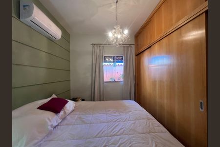 Casa à venda com 3 quartos, 180m² em Santa Monica, Belo Horizonte