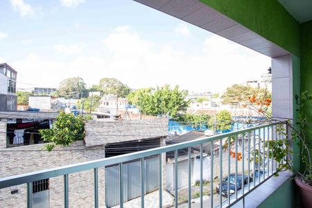 Casa à venda com 272m², 3 quartos e 2 vagasVaranda