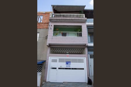 Casa à venda com 272m², 3 quartos e 2 vagasFachada