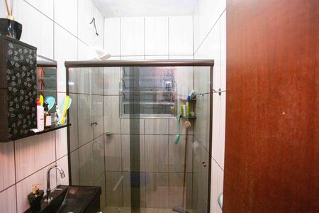 Casa à venda com 272m², 3 quartos e 2 vagasBanheiro Social