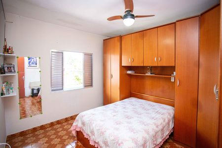 Casa à venda com 272m², 3 quartos e 2 vagasQuarto Suíte