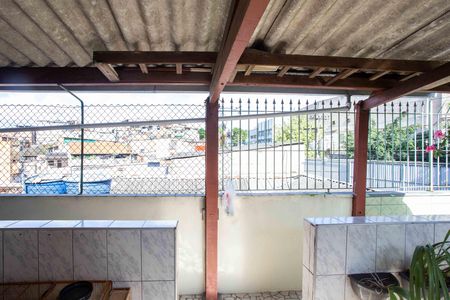 Casa à venda com 272m², 3 quartos e 2 vagasÁrea de Serviço