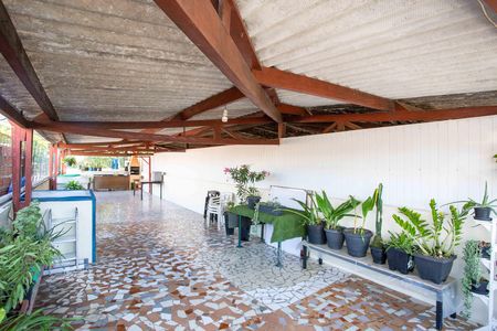 Casa à venda com 272m², 3 quartos e 2 vagasSacada