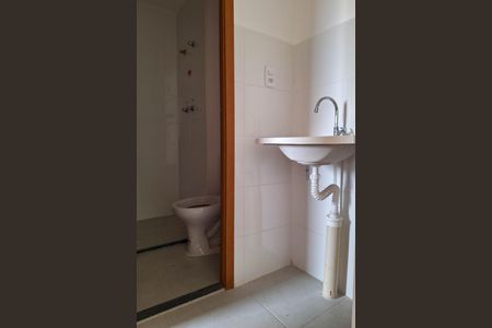Apartamento para alugar com 45m², 2 quartos e sem vaga Apartamento para alugar com 45m², 2 quartos e sem vagaBanheiro