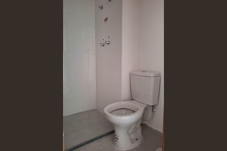 Apartamento para alugar com 45m², 2 quartos e sem vaga Apartamento para alugar com 45m², 2 quartos e sem vagaBanheiro