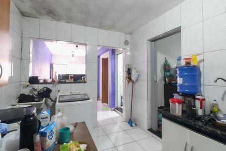 Casa à venda com 140m², 1 quarto e 2 vagas Casa à venda com 140m², 1 quarto e 2 vagasCozinha Casa 2