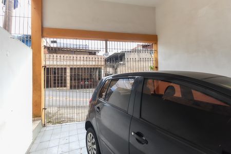 Casa à venda com 140m², 1 quarto e 2 vagas Casa à venda com 140m², 1 quarto e 2 vagasGaragem