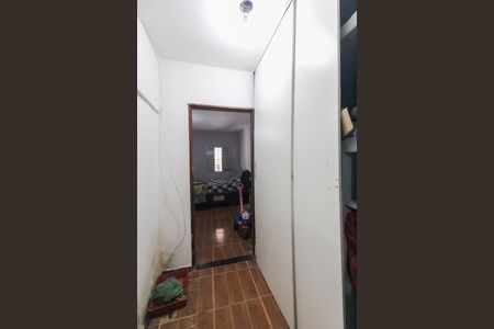 Casa à venda com 140m², 1 quarto e 2 vagas Casa à venda com 140m², 1 quarto e 2 vagasQuarto 2 Casa 2
