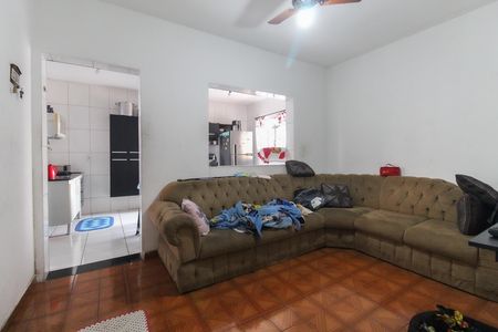 Sala de casa à venda com 4 quartos, 140m² em Cidade Líder, São Paulo