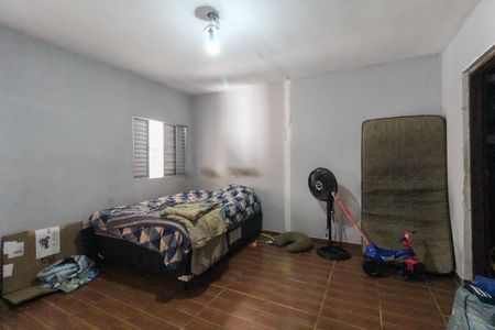 Casa à venda com 140m², 1 quarto e 2 vagas Casa à venda com 140m², 1 quarto e 2 vagasQuarto 1 Casa 2