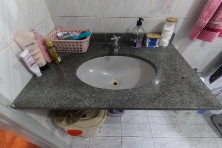 Casa à venda com 140m², 1 quarto e 2 vagas Casa à venda com 140m², 1 quarto e 2 vagasBanheiro Suíte