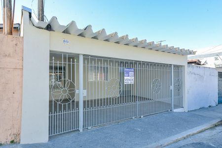 Casa para alugar com 180m², 4 quartos e 2 vagasFachada