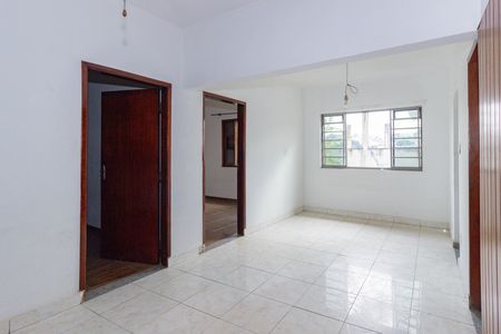 Sala de casa à venda com 4 quartos, 280m² em Vila Miriam, São Paulo