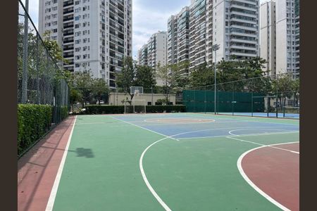 Apartamento à venda com 166m², 4 quartos e 3 vagas Apartamento à venda com 166m², 4 quartos e 3 vagasÁrea comum - Praça