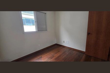 Apartamento para alugar com 75m², 3 quartos e 2 vagas Apartamento para alugar com 75m², 3 quartos e 2 vagasQuarto