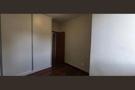 Apartamento para alugar com 75m², 3 quartos e 2 vagas Apartamento para alugar com 75m², 3 quartos e 2 vagasQuarto