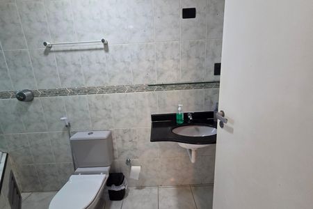 Apartamento para alugar com 101m², 3 quartos e 1 vaga Apartamento para alugar com 101m², 3 quartos e 1 vagaBanheiro do Quarto 2