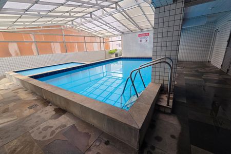Apartamento para alugar com 101m², 3 quartos e 1 vaga Apartamento para alugar com 101m², 3 quartos e 1 vagaÁrea comum - Piscina