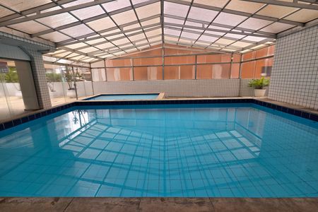 Apartamento para alugar com 101m², 3 quartos e 1 vaga Apartamento para alugar com 101m², 3 quartos e 1 vagaÁrea comum - Piscina
