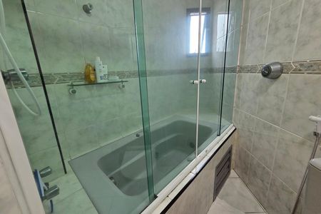 Apartamento para alugar com 101m², 3 quartos e 1 vaga Apartamento para alugar com 101m², 3 quartos e 1 vagaBanheiro do Quarto 2