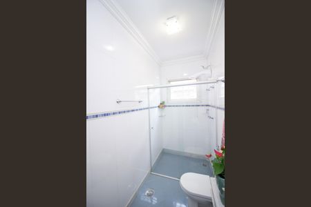 Casa à venda com 366m², 3 quartos e 4 vagas Casa à venda com 366m², 3 quartos e 4 vagasBanheiro da Suíte 1