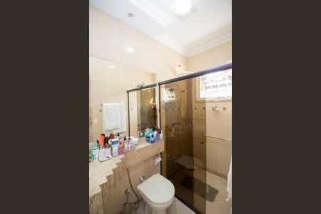 Casa à venda com 366m², 3 quartos e 4 vagas Casa à venda com 366m², 3 quartos e 4 vagasBanheiro da Suíte