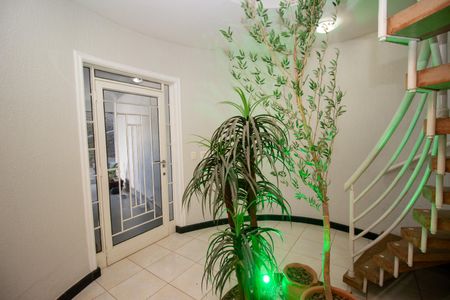 Casa à venda com 366m², 3 quartos e 4 vagas Casa à venda com 366m², 3 quartos e 4 vagasHall de entrada