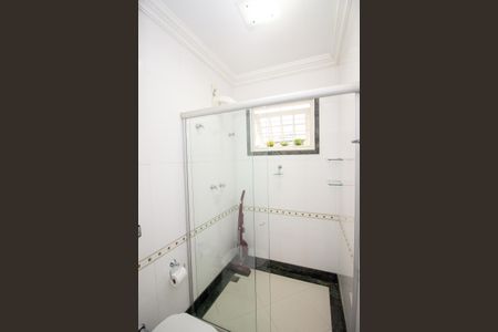 Casa à venda com 366m², 3 quartos e 4 vagas Casa à venda com 366m², 3 quartos e 4 vagasBanheiro Social