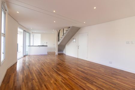 Apartamento para alugar com 95m², 2 quartos e 1 vaga Apartamento para alugar com 95m², 2 quartos e 1 vagaSala/Cozinha