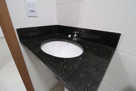 Apartamento para alugar com 52m², 2 quartos e 1 vagaBanheiro Social