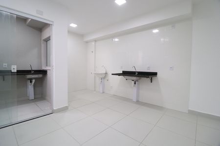 Cozinha de apartamento para alugar com 2 quartos, 52m² em Novo Mundo, Uberlândia