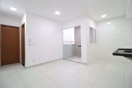 Apartamento para alugar com 2 quartos, 52m² em Novo Mundo, Uberlândia
