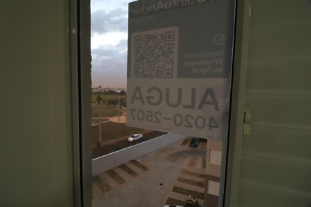 Apartamento para alugar com 52m², 2 quartos e 1 vagaPlaquinha