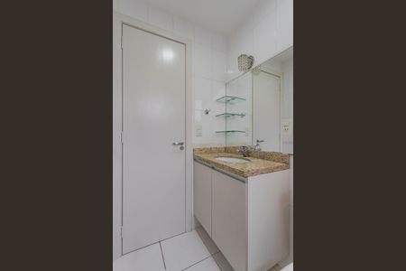 Apartamento para alugar com 77m², 2 quartos e 2 vagasBanheiro