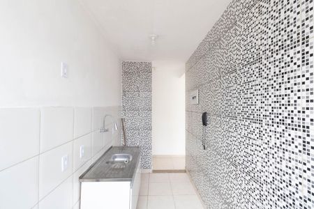 Apartamento para alugar com 40m², 2 quartos e 1 vaga Apartamento para alugar com 40m², 2 quartos e 1 vagaCozinha e Área de Serviço