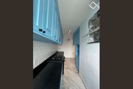 Cozinha de apartamento para alugar com 2 quartos, 48m² em Inhoaíba, Rio de Janeiro