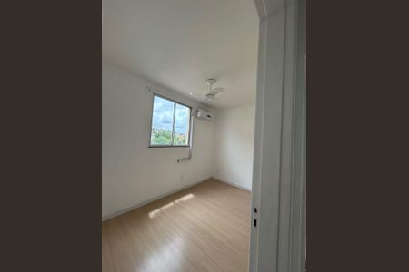 Quarto de apartamento para alugar com 2 quartos, 48m² em Inhoaíba, Rio de Janeiro