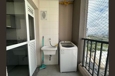 Área de Serviço de apartamento para alugar com 2 quartos, 52m² em Alphaville Empresarial, Barueri