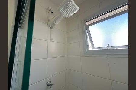 Banheiro de apartamento para alugar com 2 quartos, 52m² em Alphaville Empresarial, Barueri
