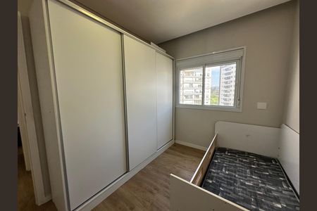 Quarto 2 de apartamento para alugar com 2 quartos, 52m² em Alphaville Empresarial, Barueri