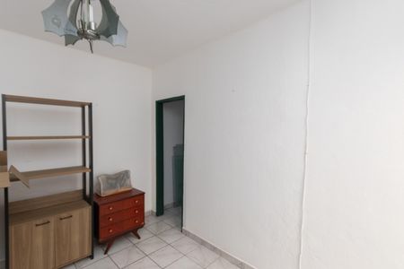 Casa à venda com 203m², 3 quartos e 2 vagas Casa à venda com 203m², 3 quartos e 2 vagasQuarto 4