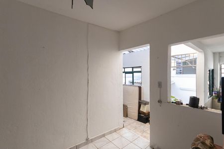 Casa à venda com 203m², 3 quartos e 2 vagas Casa à venda com 203m², 3 quartos e 2 vagasQuarto 4