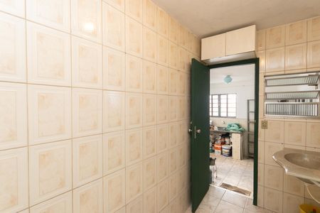 Casa à venda com 203m², 3 quartos e 2 vagas Casa à venda com 203m², 3 quartos e 2 vagasBanheiro 1