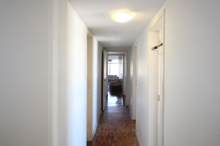 Apartamento à venda com 120m², 3 quartos e 1 vagaCorredor