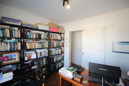 Apartamento à venda com 120m², 3 quartos e 1 vagaQuarto 2