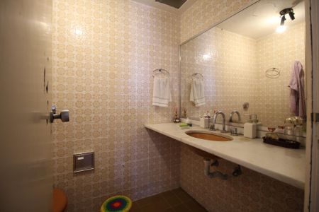 Apartamento à venda com 120m², 3 quartos e 1 vagaBanheiro