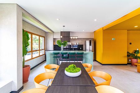 Apartamento para alugar com 37m², 1 quarto e sem vaga Apartamento para alugar com 37m², 1 quarto e sem vagaÁrea comum - Salão de festas